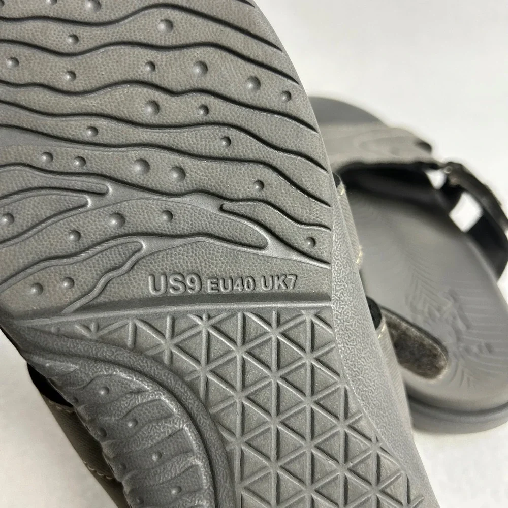 KuaiLu Comfort Sporty Gorpcore Men 9 Gray Adjustable Strap Slide Sandals